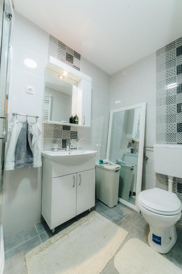 Urban Lux Apartmani Kragujevac Exterior photo