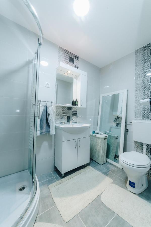 Urban Lux Apartmani Kragujevac Exterior photo